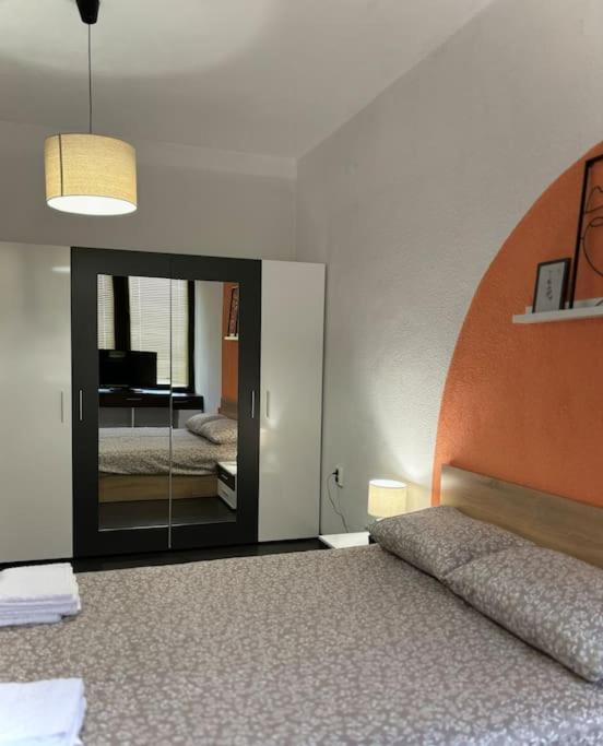 Appartement Deluxe Plovdiv Extérieur photo